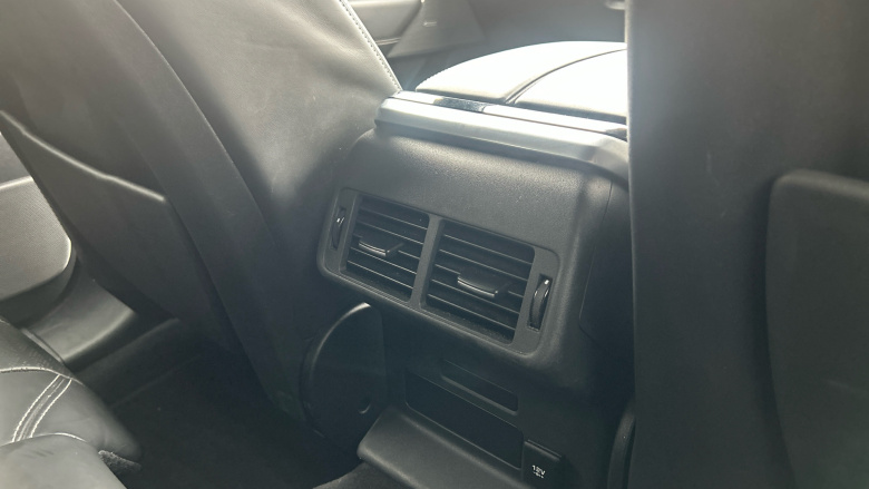 Land Rover Range Rover Velar 2.0 D200 R-Dynamic HSE 5dr Auto Diesel Estate